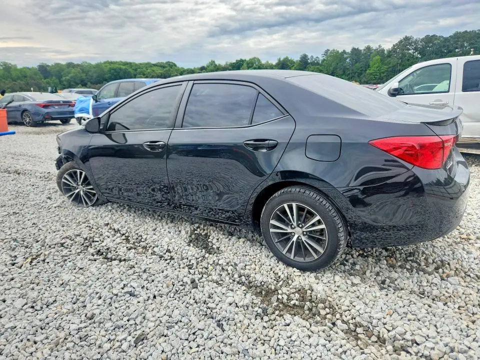 2019 TOYOTA COROLLA SE  