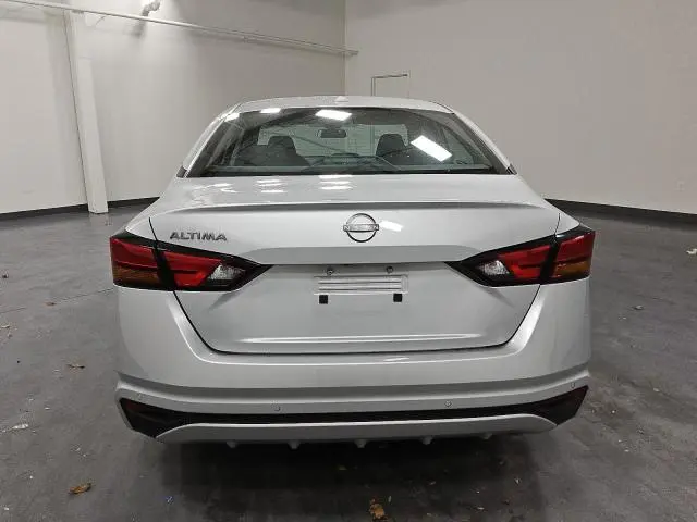 2025 NISSAN ALTIMA SV  