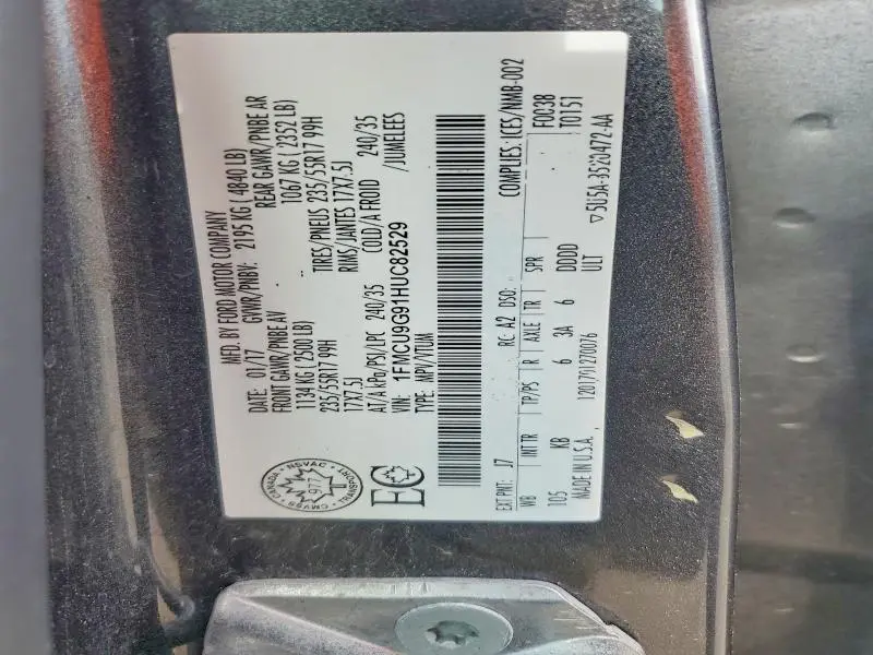 2017 FORD ESCAPE SE  