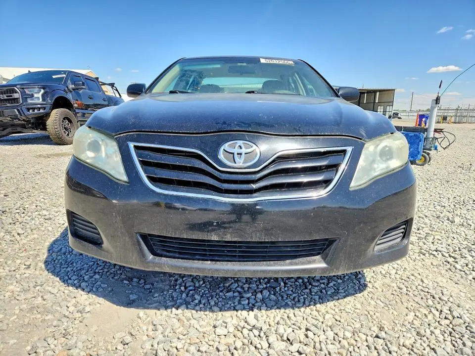 2010 TOYOTA CAMRY LE  