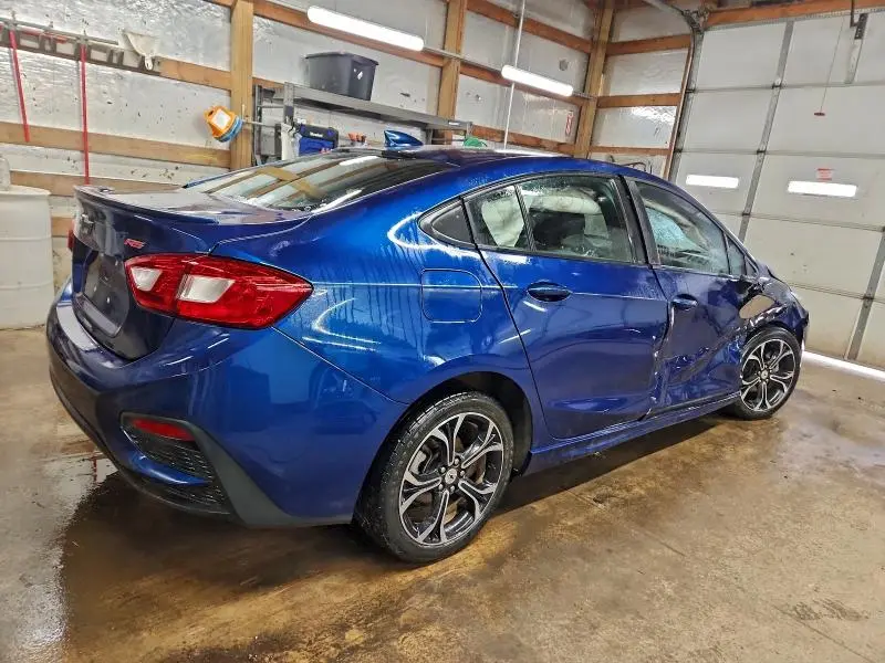 2019 CHEVROLET CRUZE LT  