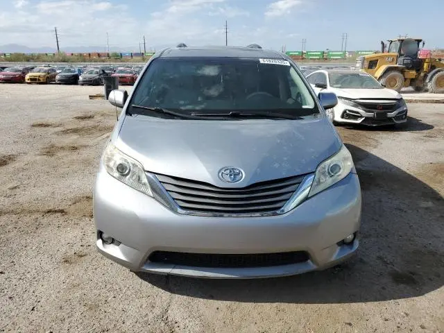 2012 TOYOTA SIENNA XLE  