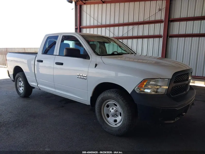 2017 RAM 1500 TRADESMAN  4X4 6'4 BOX