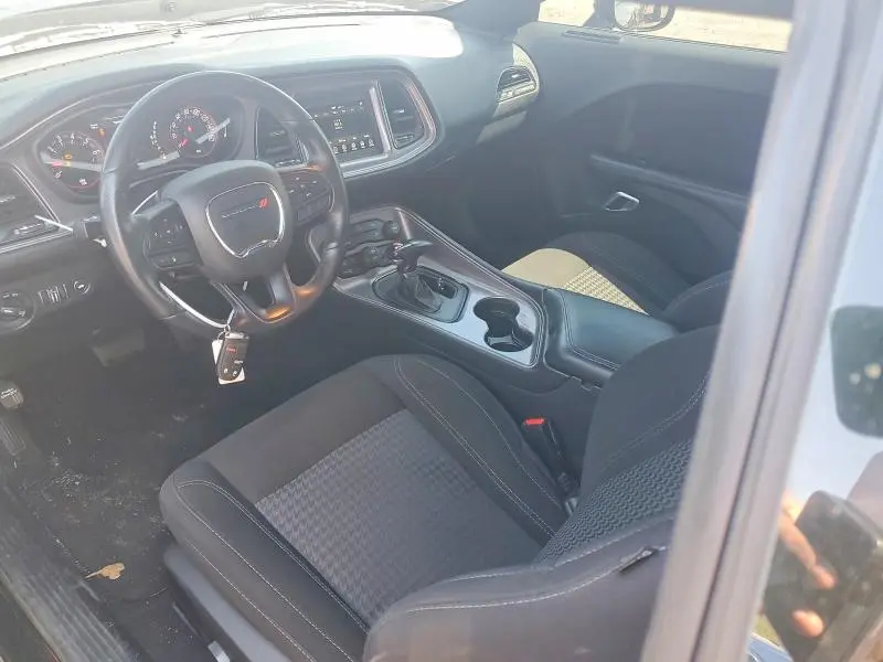 2023 DODGE CHALLENGER SXT  
