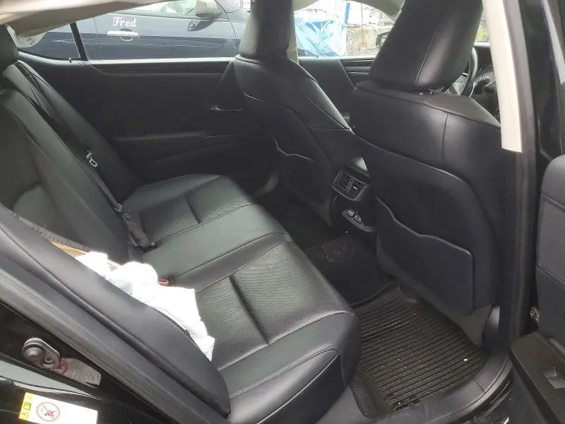 2019 LEXUS ES 350  