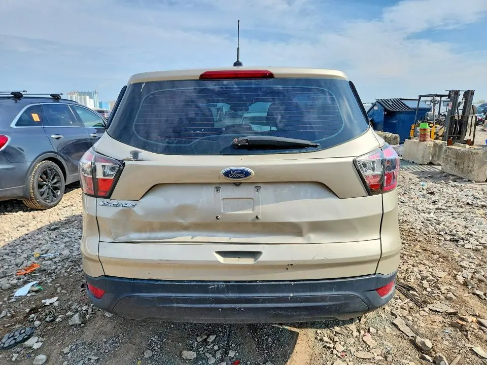 2017 FORD ESCAPE S  