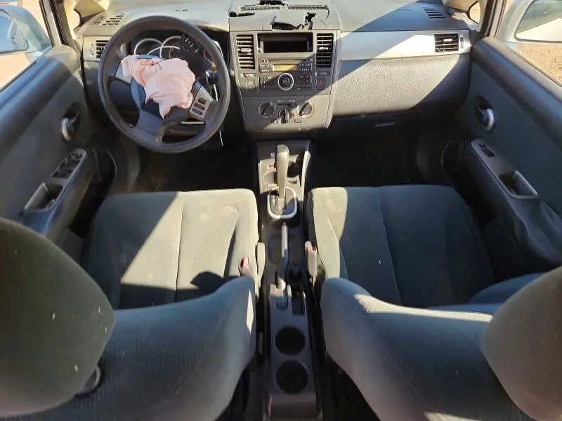 2010 NISSAN VERSA 1.8 S  