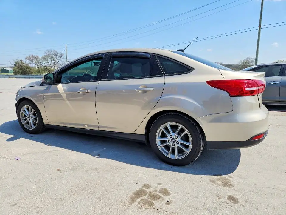 2017 FORD FOCUS SE  