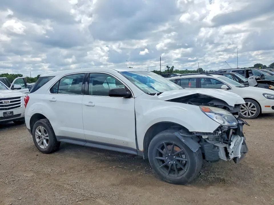 2017 CHEVROLET EQUINOX LS  