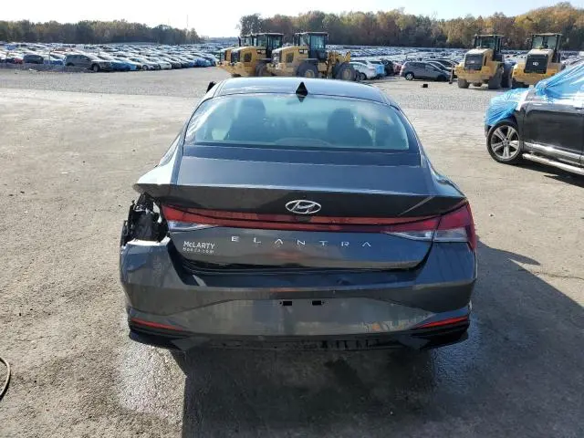 2023 HYUNDAI ELANTRA SE  