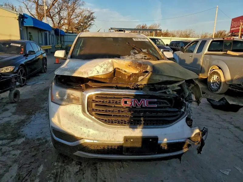 2018 GMC ACADIA SLE  