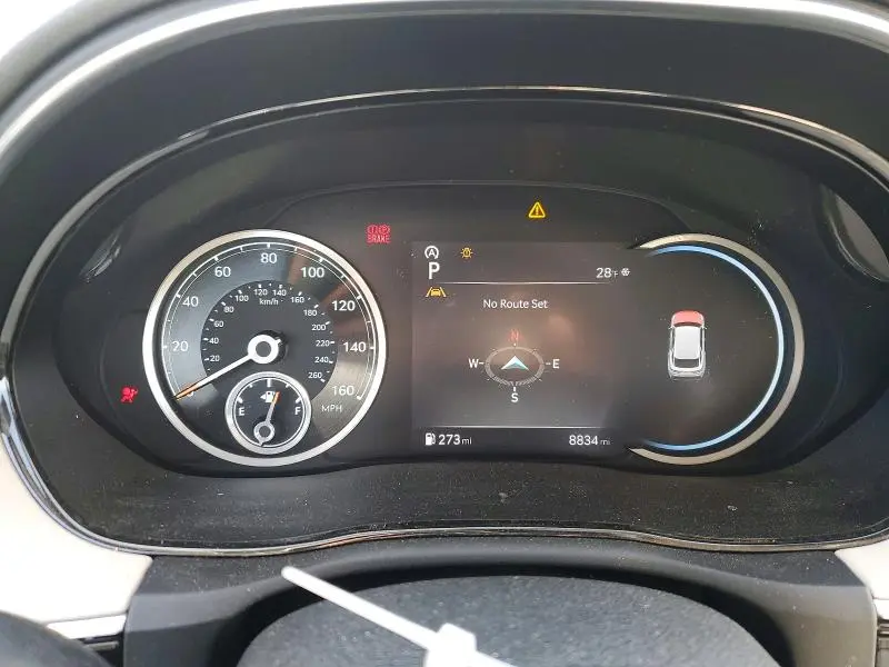 2025 GENESIS GV70 BASE  