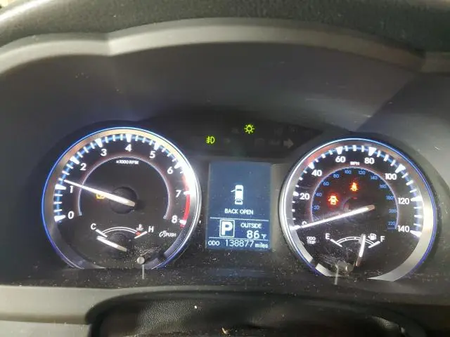 2014 TOYOTA HIGHLANDER LE  