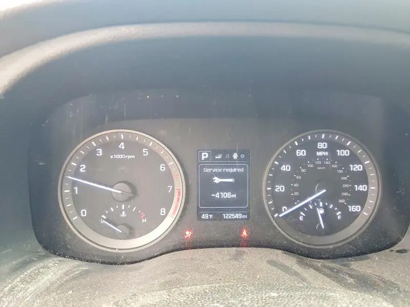 2017 HYUNDAI TUCSON SE  