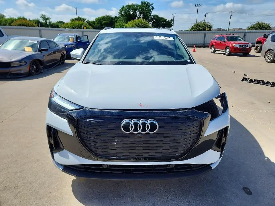 2024 AUDI Q4 E-TRON PREMIUM  