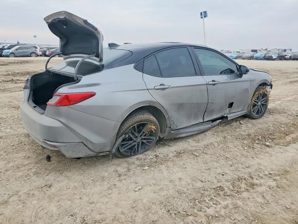 2025 TOYOTA CAMRY XSE  