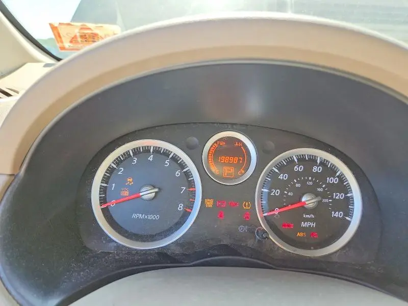 2010 NISSAN SENTRA 2.0  