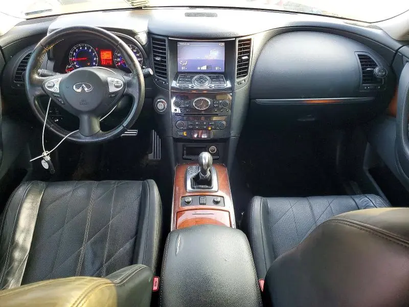 2011 INFINITI FX35   