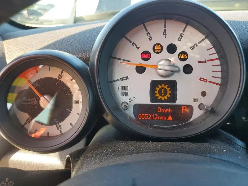 2014 MINI COOPER S  