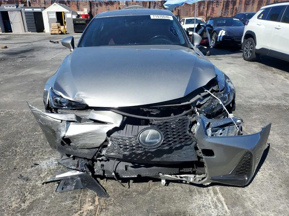2018 LEXUS IS 300  