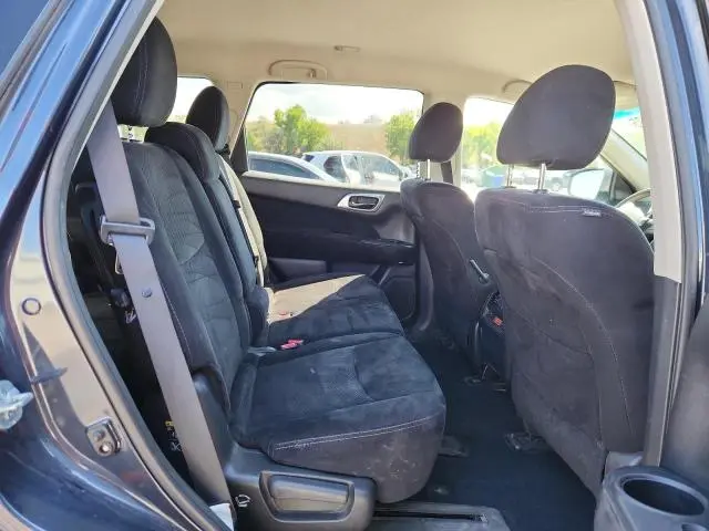 2016 NISSAN PATHFINDER S  