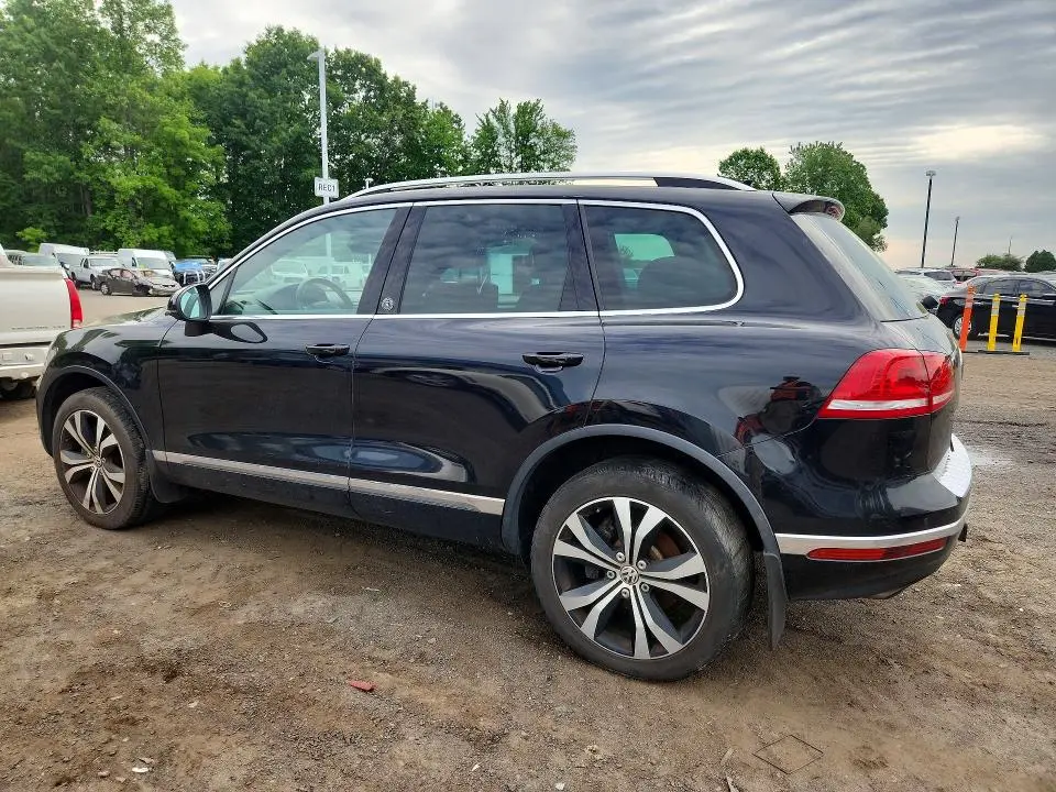 2017 VOLKSWAGEN TOUAREG WOLFSBURG  