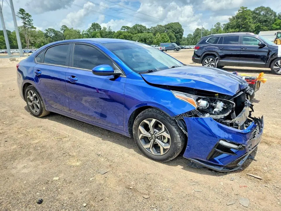 2020 KIA FORTE LXS  