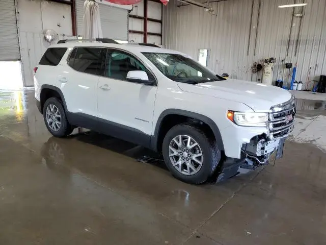 2022 GMC ACADIA SLT  