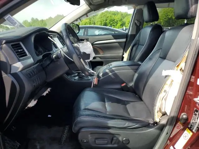 2016 TOYOTA HIGHLANDER XLE  