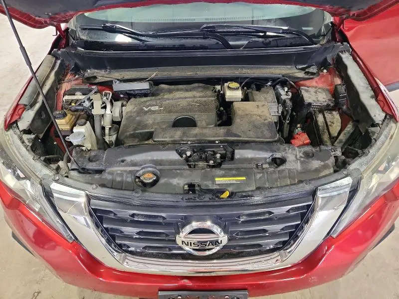 2017 NISSAN PATHFINDER SL  