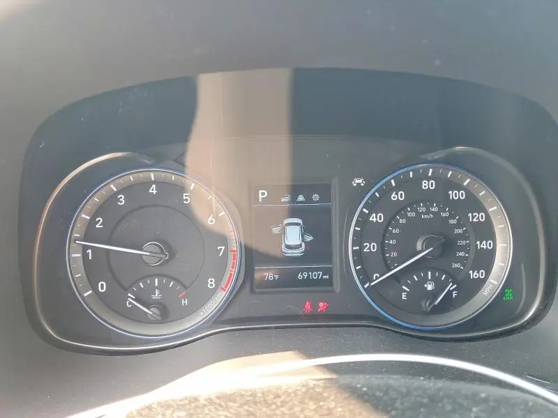 2019 HYUNDAI KONA SE  