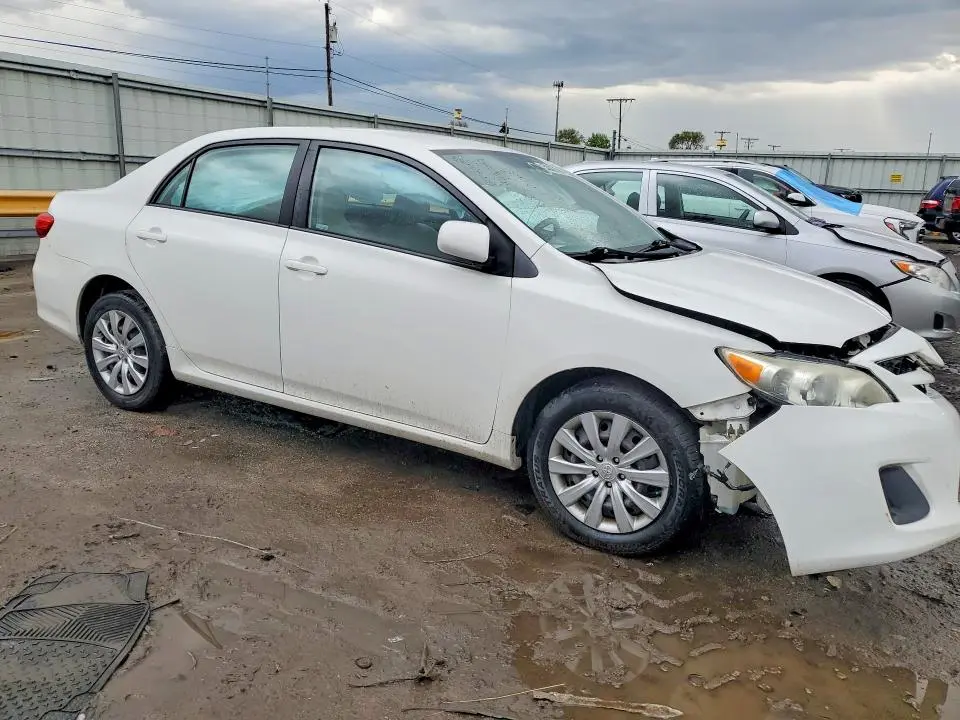 2012 TOYOTA COROLLA LE  