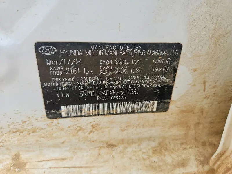 2014 HYUNDAI ELANTRA SE  