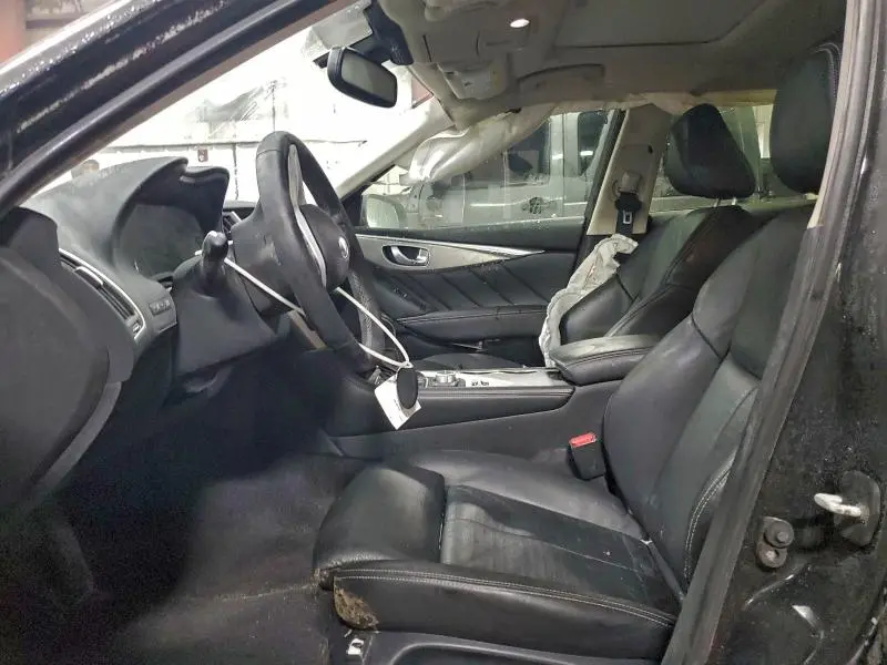 2019 INFINITI Q50 LUXE  