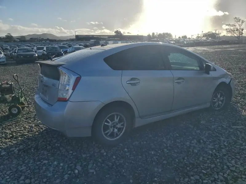 2010 TOYOTA PRIUS   