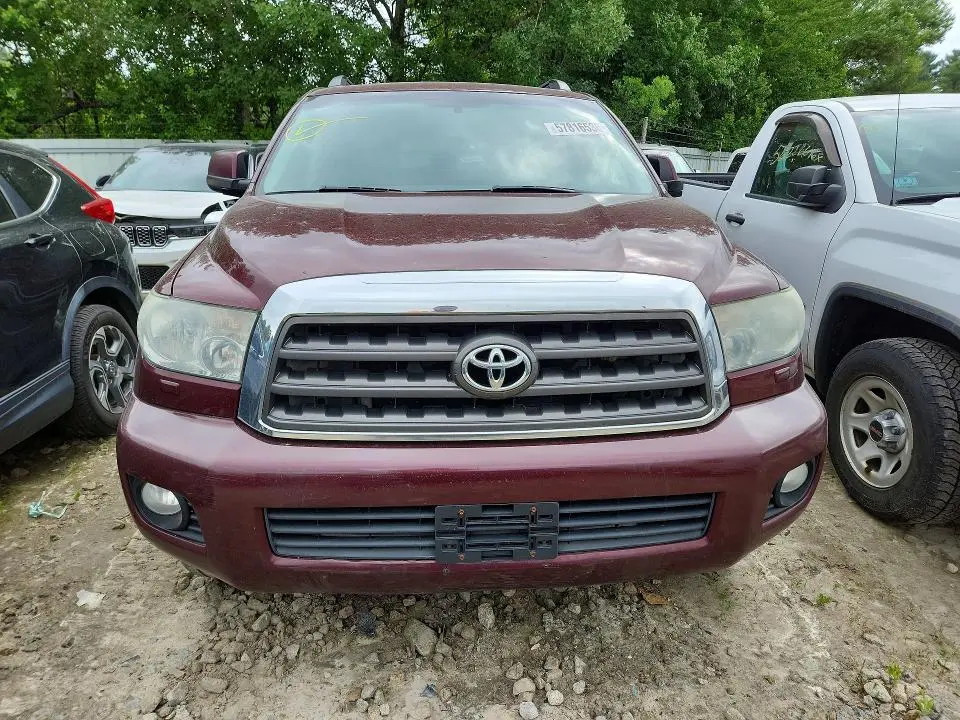 2011 TOYOTA SEQUOIA SR5  