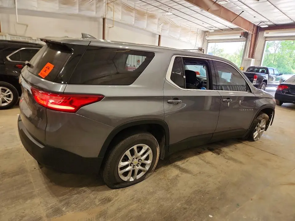 2021 CHEVROLET TRAVERSE LS  