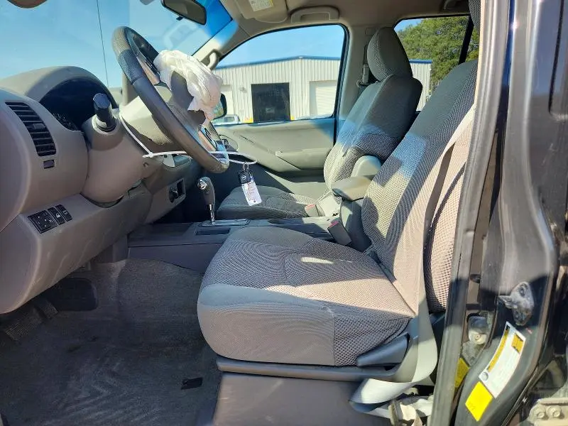 2014 NISSAN FRONTIER SV  