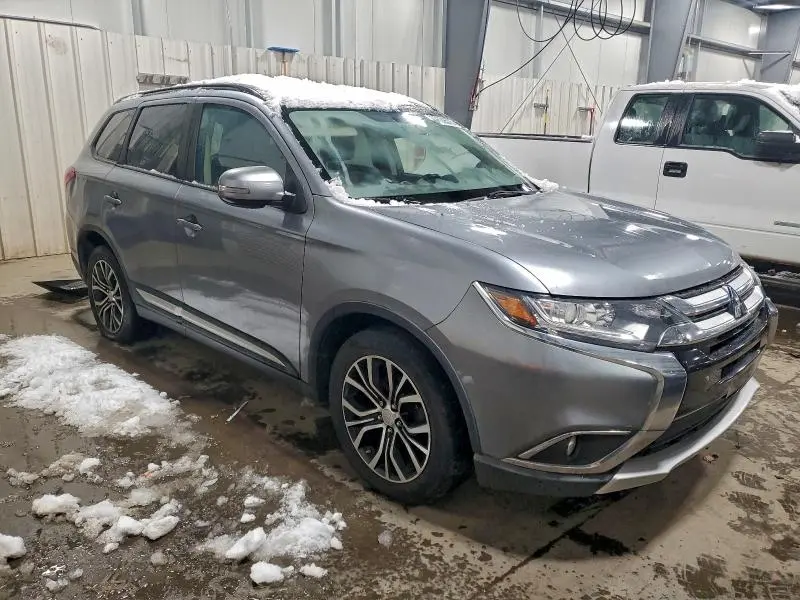2016 MITSUBISHI OUTLANDER SE  