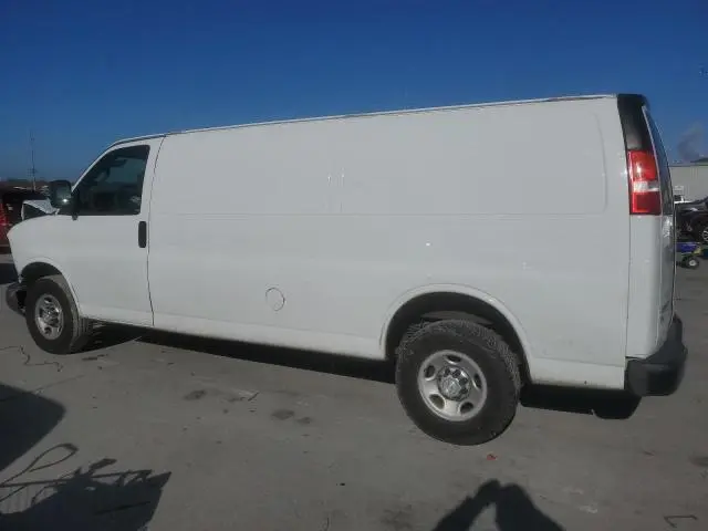 2017 CHEVROLET EXPRESS G2500   
