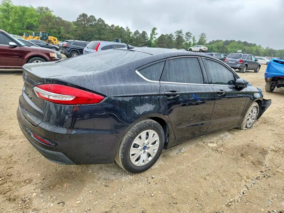 2019 FORD FUSION S  