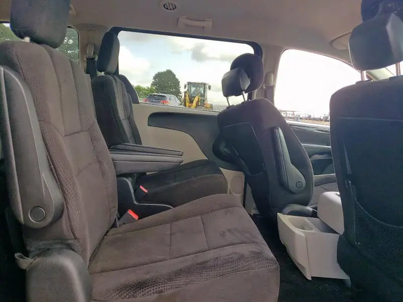 2013 DODGE GRAND CARAVAN SXT  
