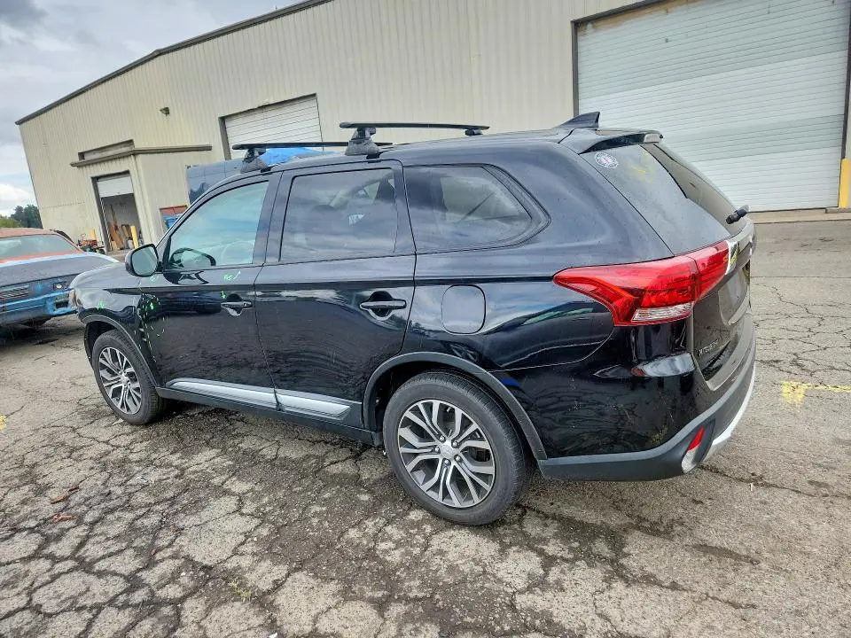 2017 MITSUBISHI OUTLANDER ES  