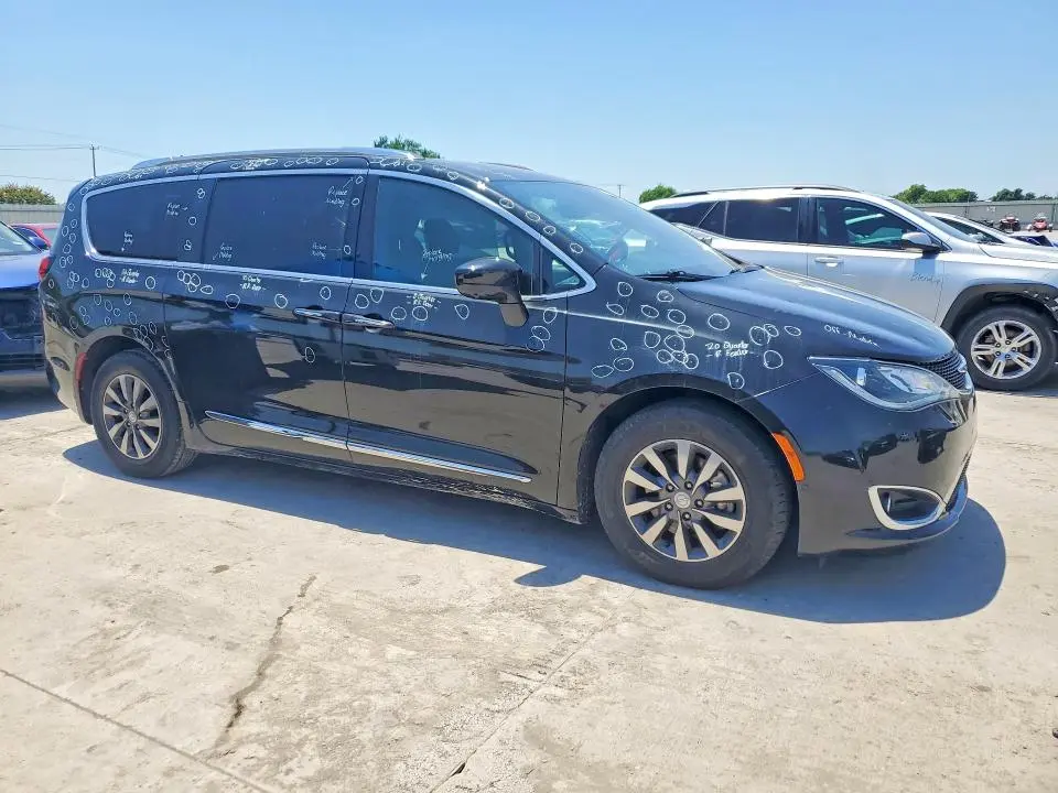 2020 CHRYSLER PACIFICA TOURING L PLUS  