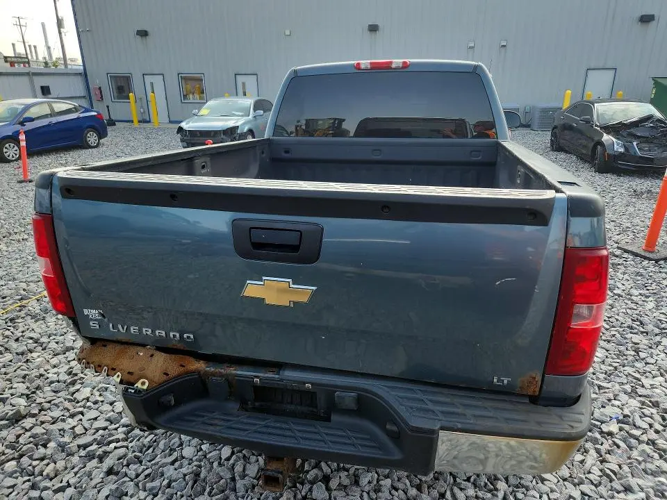 2010 CHEVROLET SILVERADO K1500 LT  