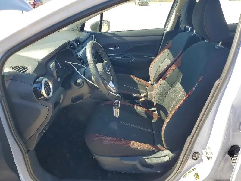 2025 NISSAN VERSA SR  
