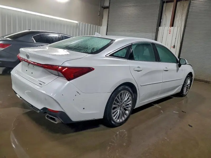 2021 TOYOTA AVALON LIMITED  