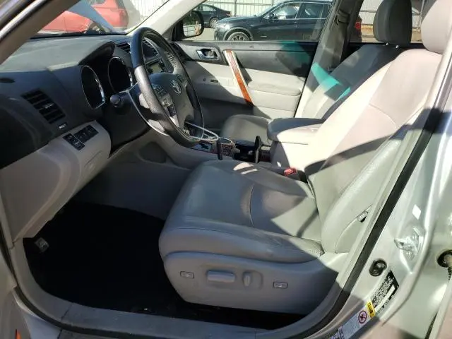 2013 TOYOTA HIGHLANDER LIMITED  