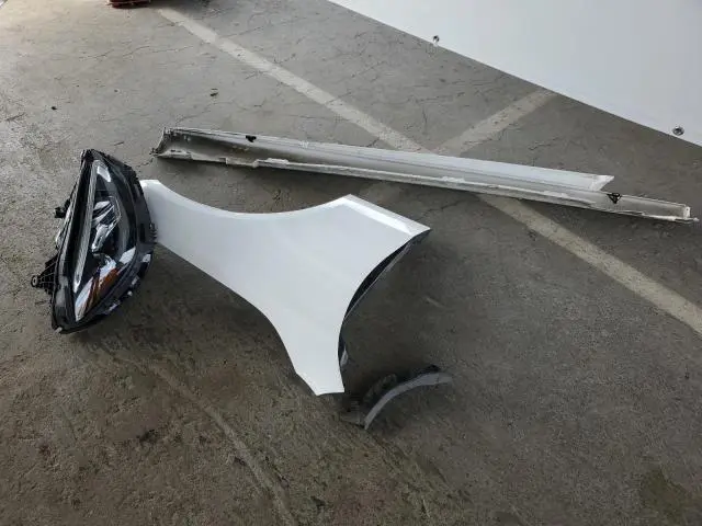 2023 MERCEDES-BENZ C 300  