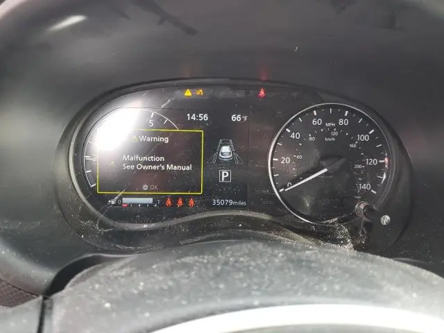 2021 NISSAN KICKS SV  